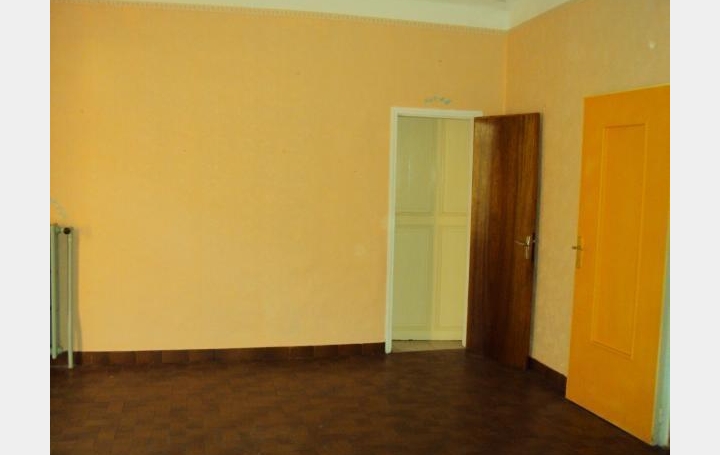 Immeuble MOLIERES-SUR-CEZE (30410)  335 m2 149 000 € 