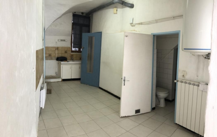 Immeuble SAINT-AMBROIX (30500)  140 m2 149 000 € 