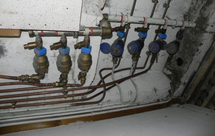 Immeuble ALES (30100)  600 m2 636 000 € 