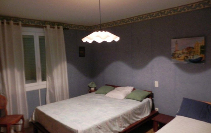 Maison SAINT-JULIEN-DE-CASSAGNAS (30500)  200 m2 399 000 € 