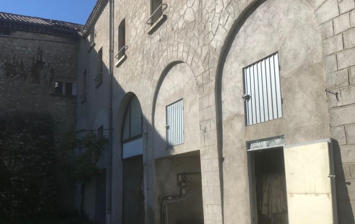 Maison / Villa SAINT-VICTOR-DE-MALCAP (30500) 200 m<sup>2</sup> 236 000 € 