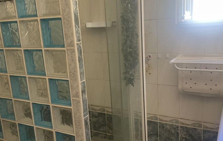 Maison PEYREMALE (30160)  110 m2 230 000 € 