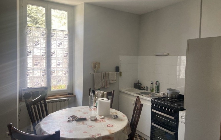 Maison de village GAGNIERES (30160)  360 m2 189 000 € 
