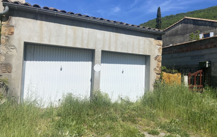 Garage / Parking GAGNIERES (30160) 88 m<sup>2</sup> 10 000 € 