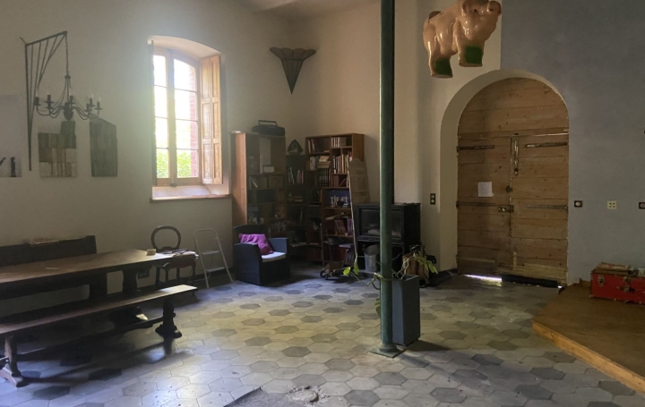 Maison MOLIERES-SUR-CEZE (30410)  300 m2 169 000 € 