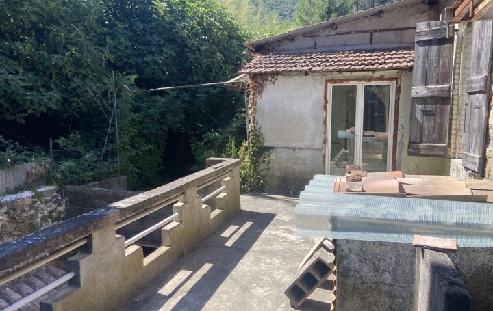 Maison MOLIERES-SUR-CEZE (30410)  300 m2 169 000 € 