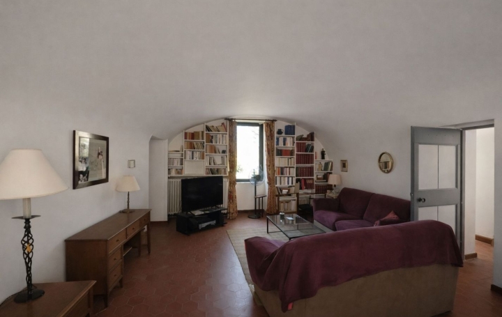 Maison SAINT-JEAN-DE-MARUEJOLS-ET-AVEJAN (30430)  249 m2 336 900 € 