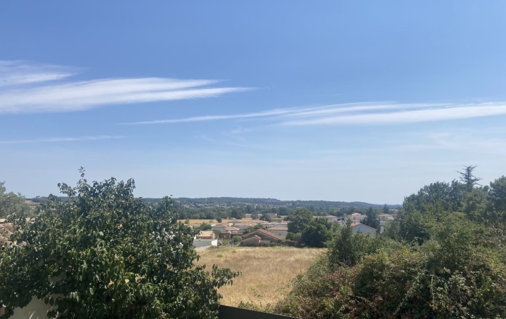 Maison SAINT-HILAIRE-DE-BRETHMAS (30560)  100 m2 243 000 € 