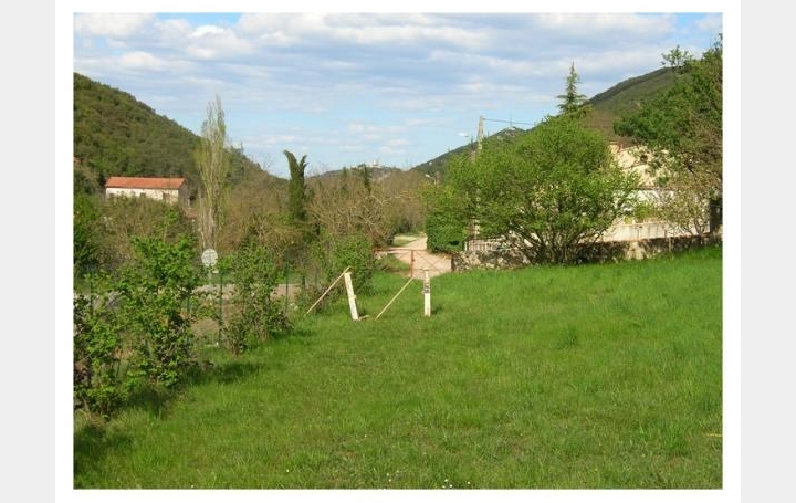 Réseau Immo-diffusion : Terrain  SAINT-JEAN-DU-PIN   82 000 € 