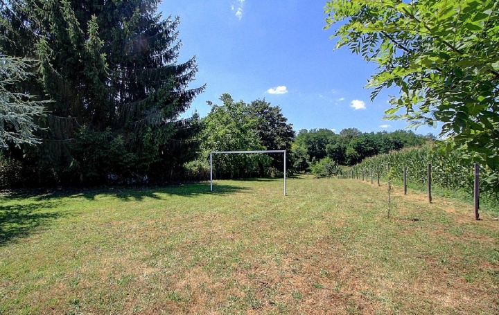 Maison LA TOUR-DU-PIN (38110)  194 m2 350 000 € 