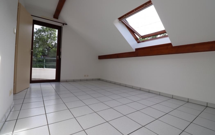 2 Pièces THOIRY (01710)  46 m2 958 € 