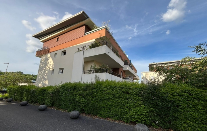 3 Pièces PREVESSIN-MOENS (01280)  68 m2 2 108 € 