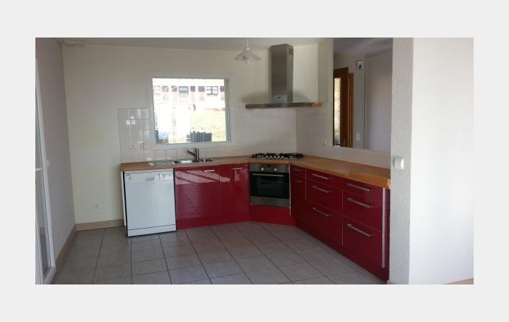 Réseau Immo-diffusion : Villa  PERON  128 m2 2 150 € 