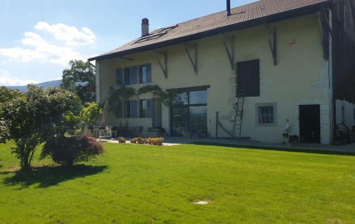 Réseau Immo-diffusion : Maison de village  SAINT-JEAN-DE-GONVILLE  245 m2 1 080 000 € 