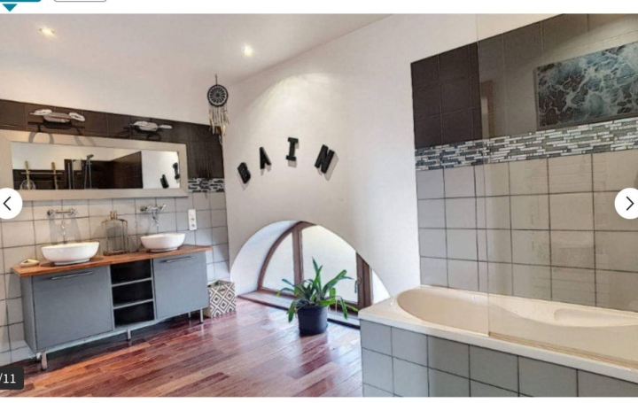 Maison FARGES (01550)  115 m2 384 000 € 