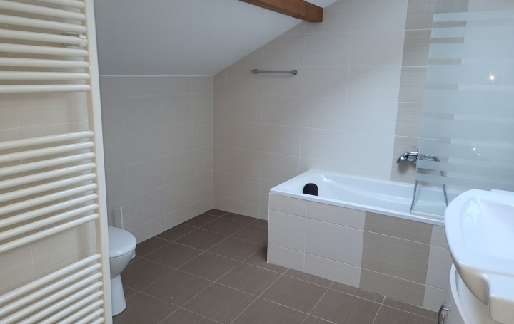 Maison THOIRY (01710)  138 m2 680 000 € 