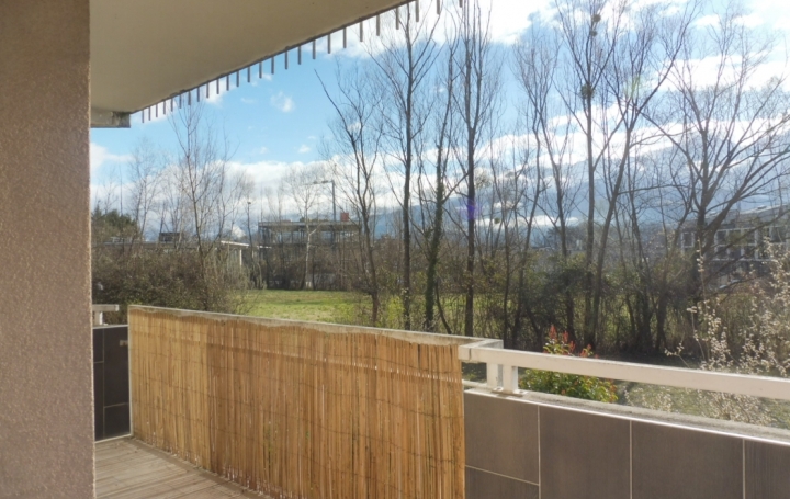 3 Pièces MEYLAN (38240)  72 m2 1 030 € 