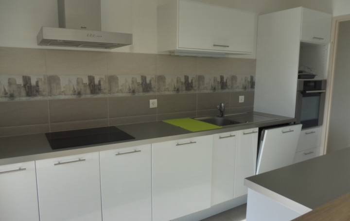 3 Pièces MEYLAN (38240)  72 m2 1 030 € 