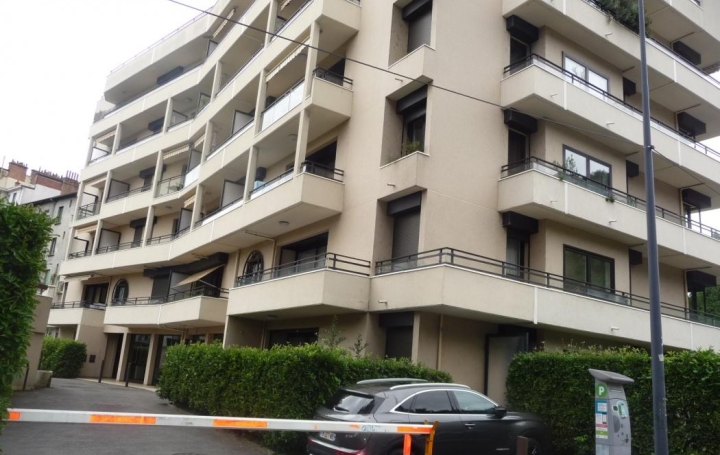 Appartement GRENOBLE (38000) 37 m<sup>2</sup> 500 € 