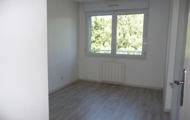 2 Pièces GRENOBLE (38100)  52 m2 665 € 
