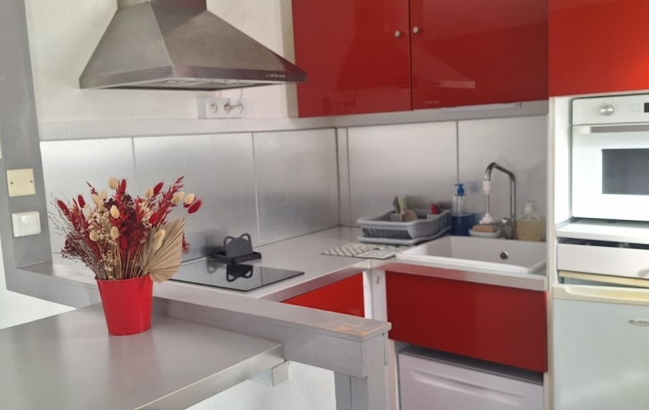 Studio MEYLAN (38240)  27 m2 490 € 