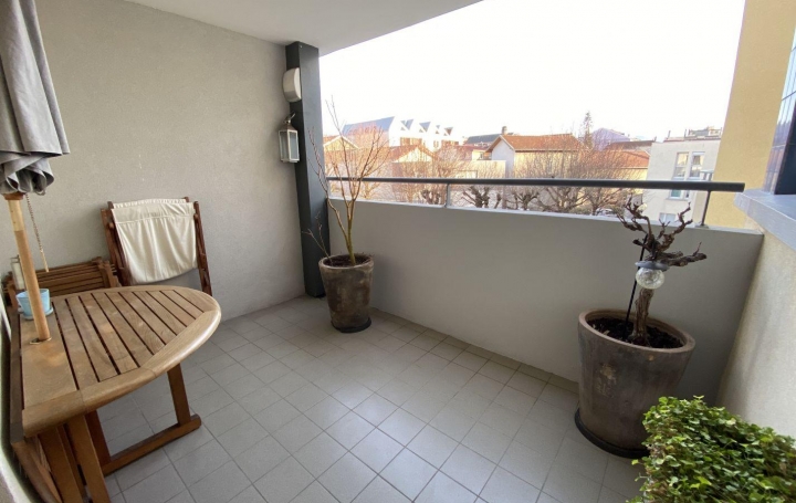 Réseau Immo-diffusion : Appartement P4  FONTAINE  95 m2 230 000 € 