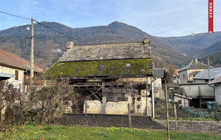 Réseau Immo-diffusion : Maison de village  VIRIEU-LE-PETIT  64 m2 99 000 € 