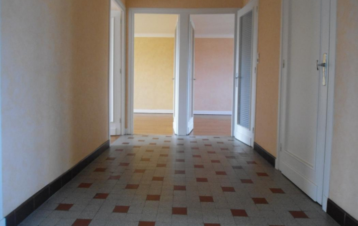 Réseau Immo-diffusion : Appartement P4  LE PONT-DE-BEAUVOISIN  86 m2 99 000 € 