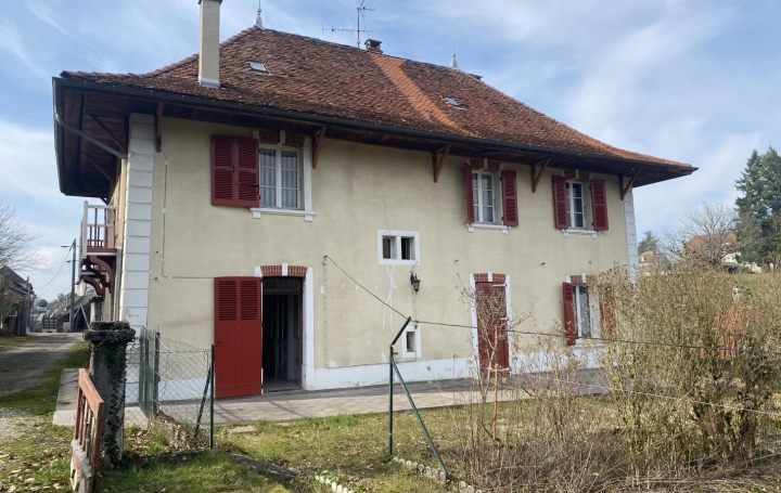 Maison LE PONT-DE-BEAUVOISIN (38480)  160 m2 155 000 € 