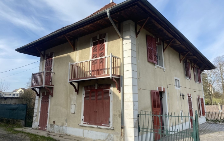 Maison LE PONT-DE-BEAUVOISIN (38480)  160 m2 155 000 € 