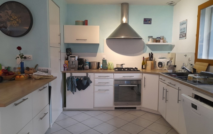 Villa SAINT-GEOIRE-EN-VALDAINE (38620)  124 m2 310 000 € 