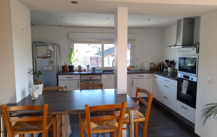 Maison VEYRINS-THUELLIN (38630)  134 m2 299 000 € 