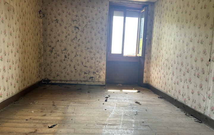 Maison ATTIGNAT-ONCIN (73610)  170 m2 179 500 € 