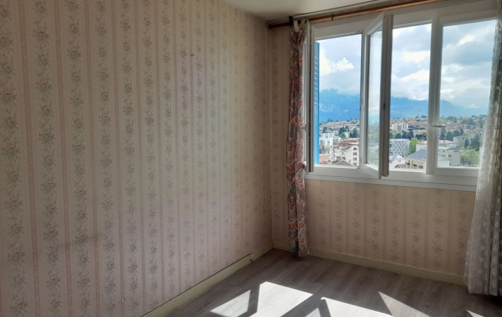4 Pièces VOIRON (38500)  66 m2 126 000 € 