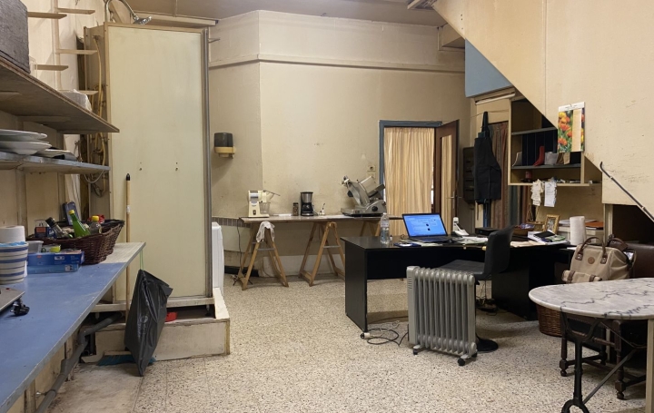 Local commercial LE PONT-DE-BEAUVOISIN (38480)  127 m2 75 000 € 