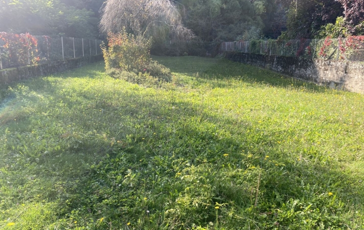 Maison de village LE PONT-DE-BEAUVOISIN (38480)  87 m2 140 000 € 