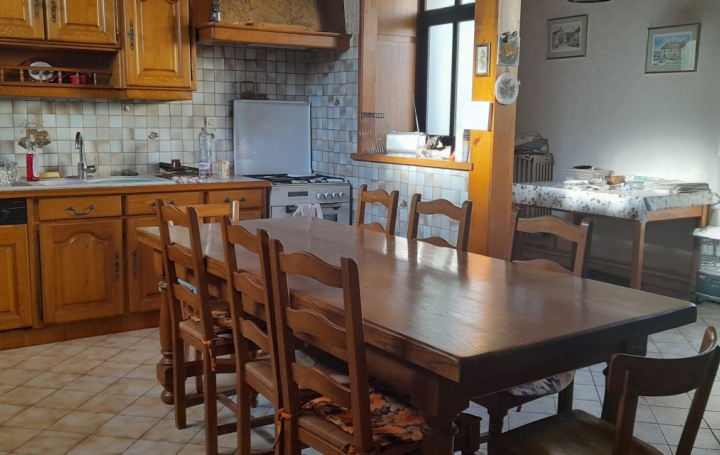 Maison SAINT-GEOIRE-EN-VALDAINE (38620)  150 m2 153 000 € 