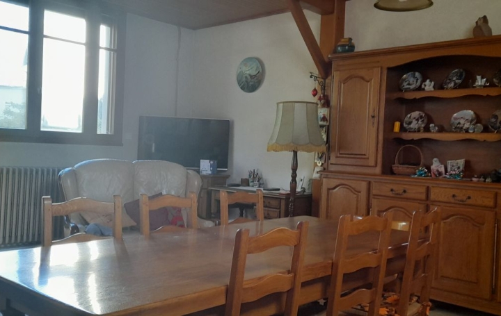 Maison SAINT-GEOIRE-EN-VALDAINE (38620)  150 m2 153 000 € 