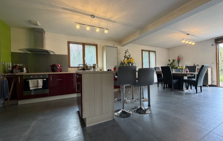 Villa LEPIN-LE-LAC (73610)  103 m2 317 000 € 