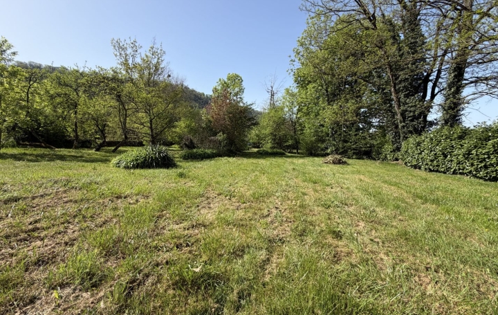 Maison CHAMPAGNEUX (73240)  197 m2 295 000 € 