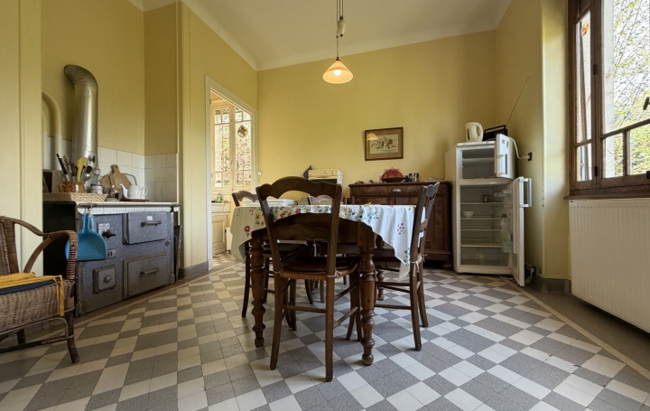 Maison CHAMPAGNEUX (73240)  197 m2 295 000 € 