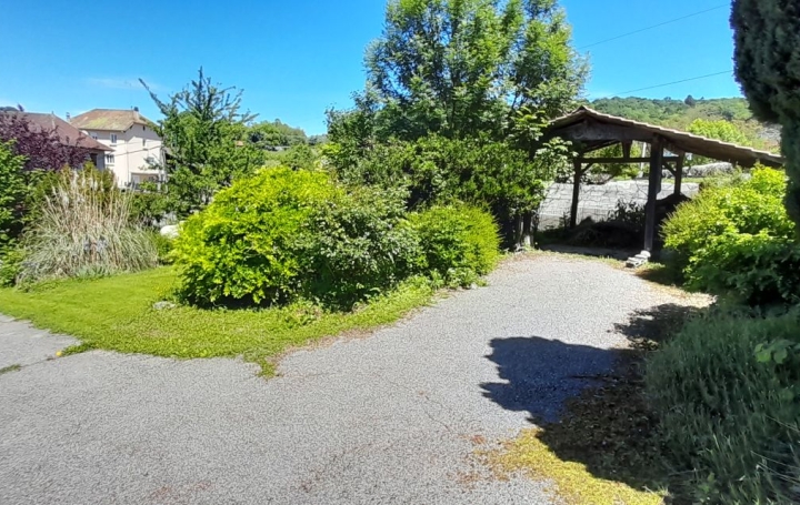 Maison SAINT-SULPICE-DES-RIVOIRES (38620)  177 m2 248 000 € 