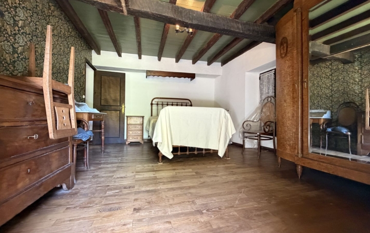 Maison PRESSINS (38480)  90 m2 145 000 € 