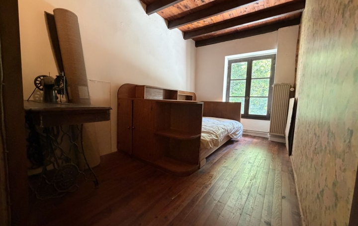 Maison PRESSINS (38480)  90 m2 145 000 € 