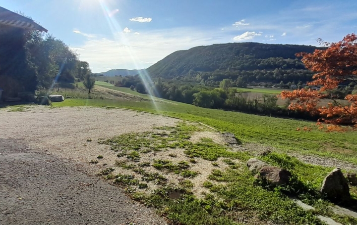 Maison SAINT-GEOIRE-EN-VALDAINE (38620)  280 m2 465 000 € 