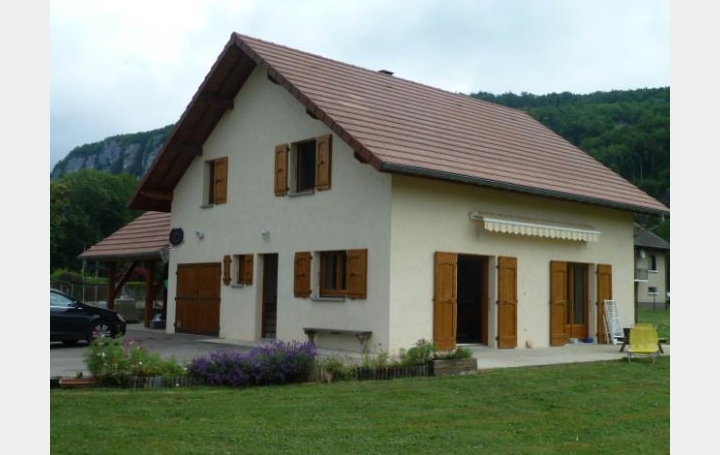 Réseau Immo-diffusion : Villa  LES ECHELLES  120 m2 260 000 € 