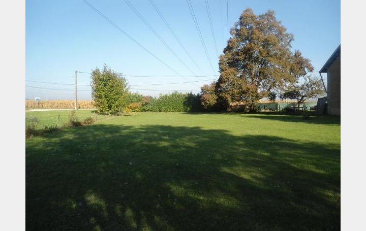 Réseau Immo-diffusion : Terrain  AOSTE   76 000 € 