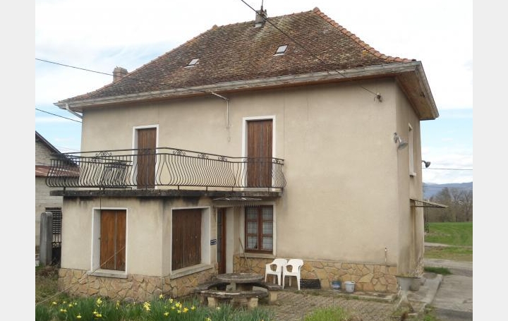Réseau Immo-diffusion : Maison  CORBELIN  135 m2 150 000 € 