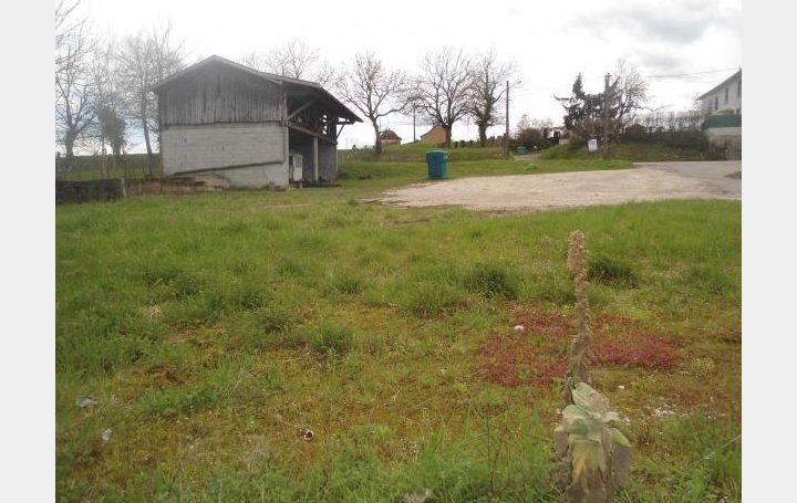 Réseau Immo-diffusion : Terrain  CORBELIN   66 000 € 