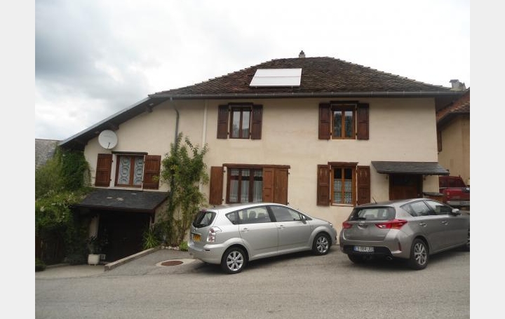 Réseau Immo-diffusion : Maison  ATTIGNAT-ONCIN  133 m2 200 000 € 